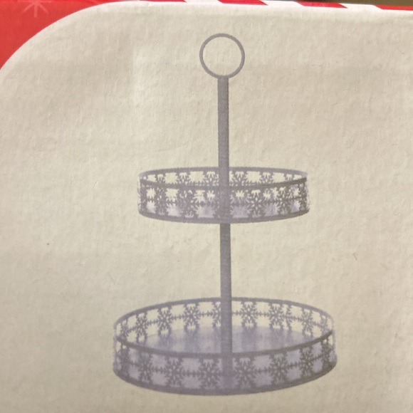 BNIB- Two Tiered Metal Tray- White Snowflake ❄️ Decorative 2-Tiered Tray - Picture 2 of 9